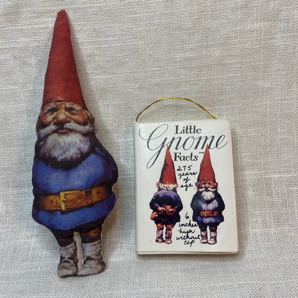 Vtg 4 Pc Gnome Set: 1978 Soft Ornament, Little Gnome Facts Book, Unieboek Tag(2)